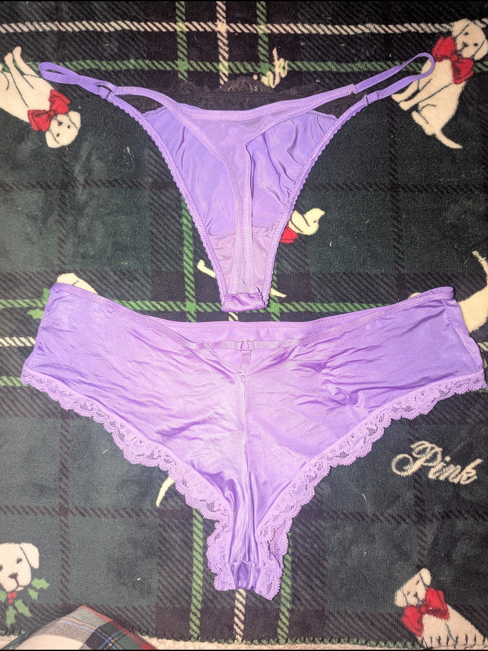 Victoria's Secret Lavender W Blk Lace & Satin Bra & 2 Lg Panties EUC . - Picture 5 of 5